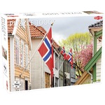 Puzzle 1000 Around the World. Northern Stars Street in Bergen with Norwegian Flags